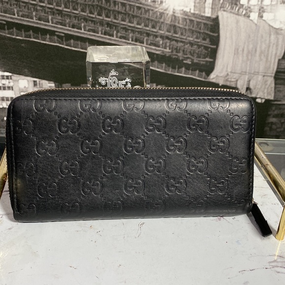 Authentic Gucci Guccissima Zippy Wallet - Picture 5 of 14